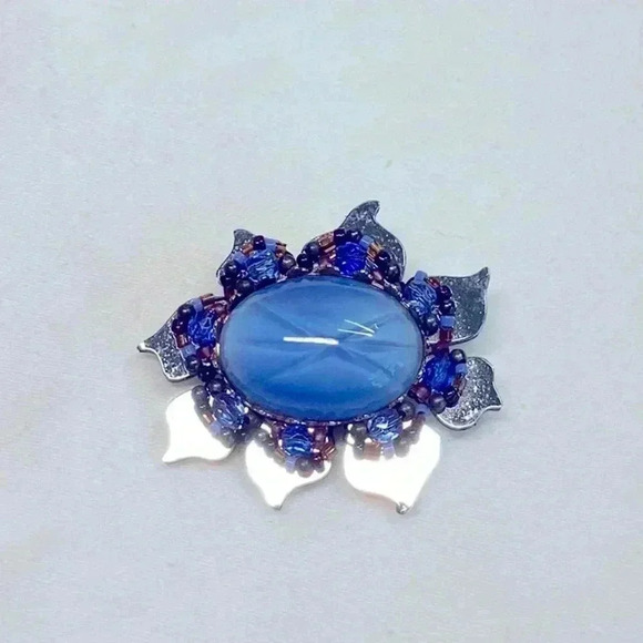Liztech 2002 Sunburst Brooch Silver and Blue - Picture 1 of 4